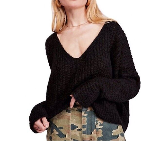 NWT Free People Moon Beam Alpaca Blend Sweater Black Small - Picture 1 of 13